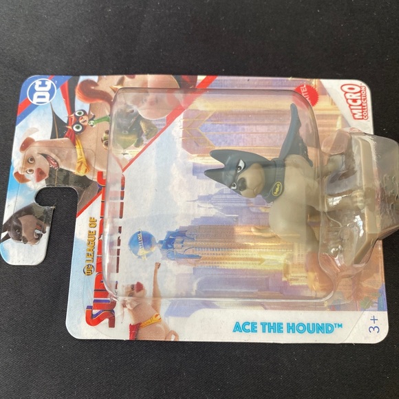 Ace The Hound DC League of Super-Pets Action Figure Cake Topper NEW - Picture 6 of 8